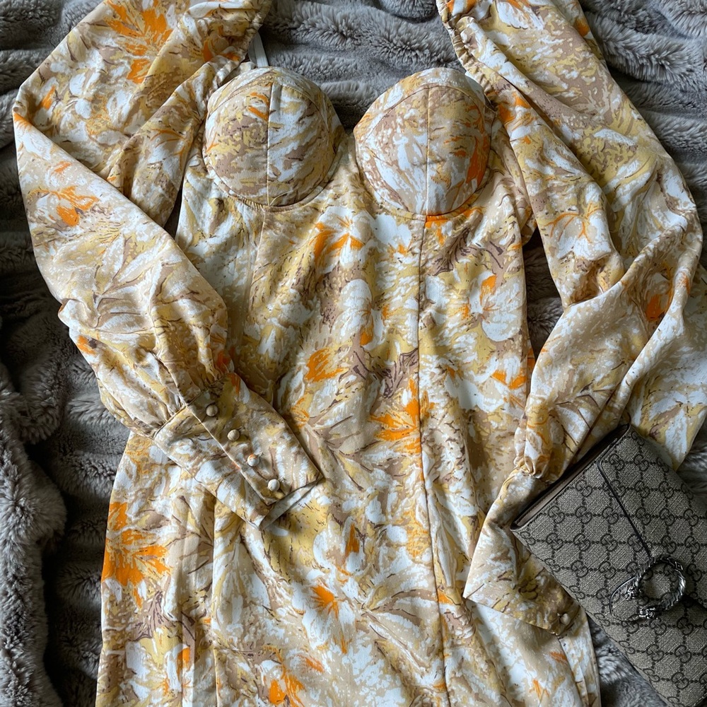 Yellow Printed Mini-Dress - Picture 2 of 4
